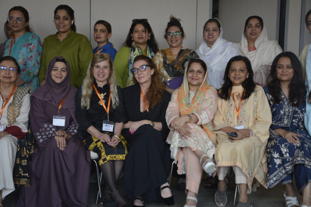 Master Certification in Cosmetic Gynaecology 26 - 27 , April — course photograph 5